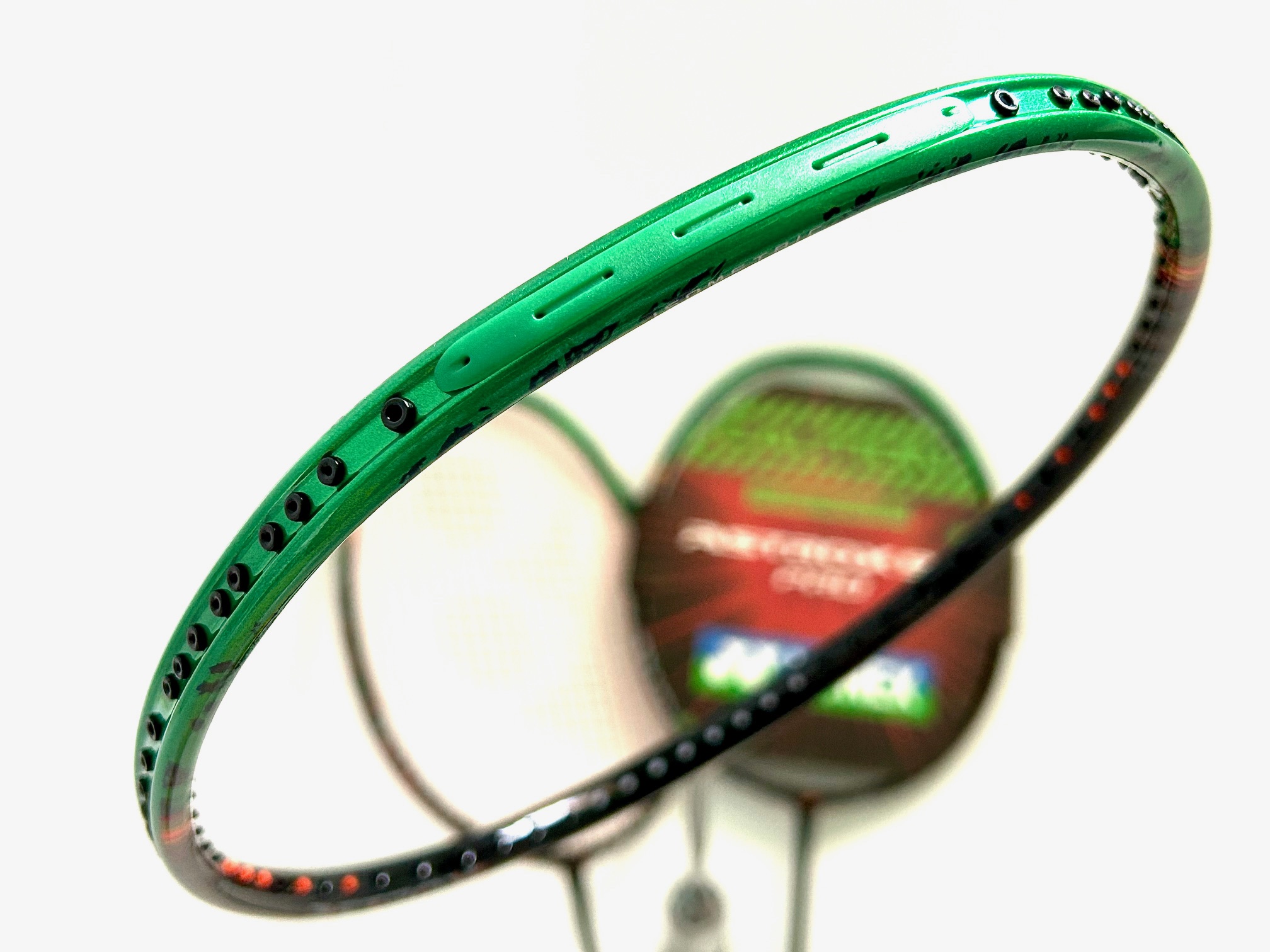 ASTROX 99 PRO ガット付　補修有 YONEX ASTROX 99 PRO – No compromises in the 3rd generation